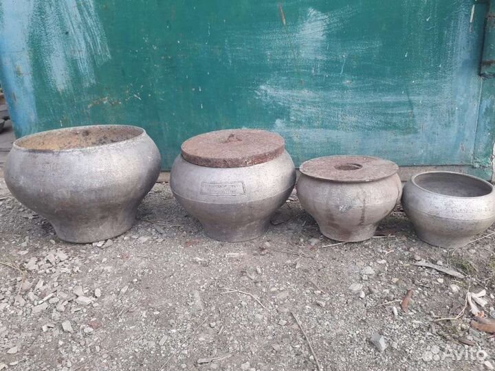 Чугунки и сковородки стариннык