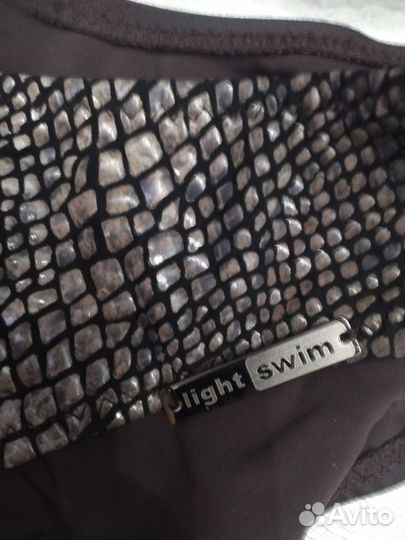 Купальник 42-44 LightSwim