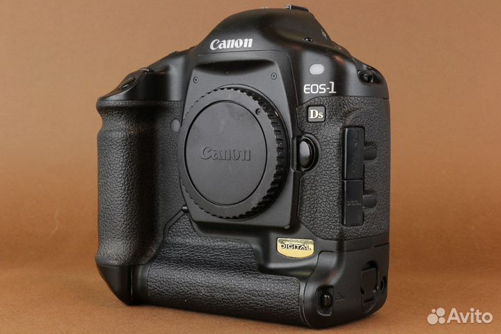 Canon 1Ds (id 03155)