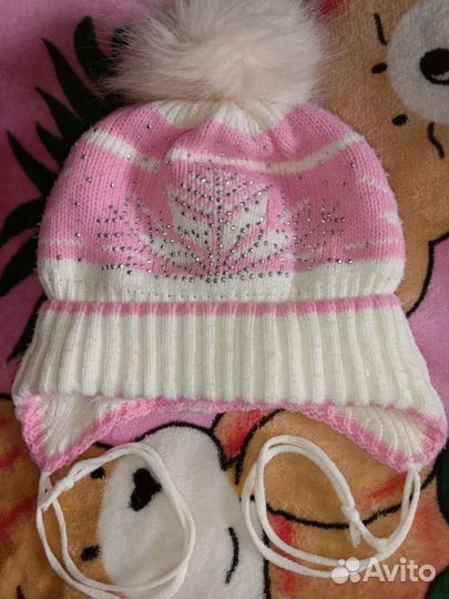 Шапки на каждый день, зимние, весенние и носки