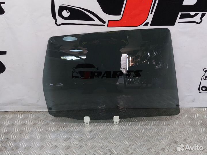 Стекло двери задней Mitsubishi Outlander II (2005—