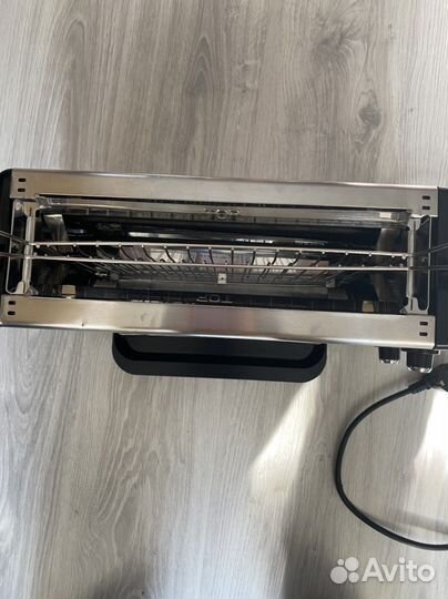 Гриль вертикальный Hotpoint-Ariston VG 120