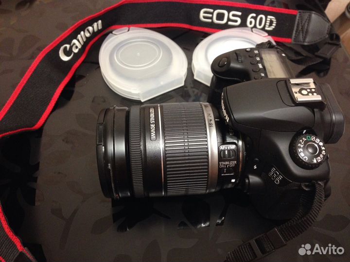 Фотоаппарат Canon EOS 60D с объективом