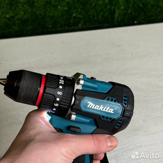 Шуруповерт бесщеточный Makita 60 Нм (нм)
