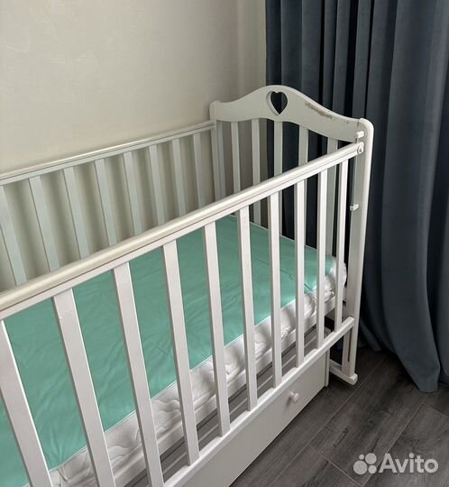 Кроватка детская