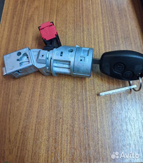 Замок зажигания Renault logan 2