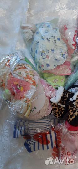 Новорожденной девочке