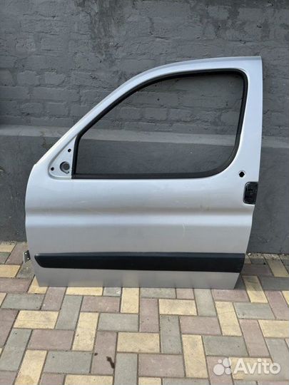 Дверь передняя левая Citroen Berlingo компактвэн
