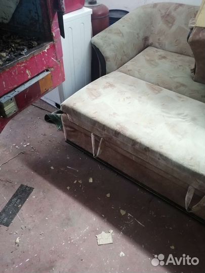 Угловой диван