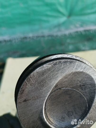 Поршень с шатуном 71мм. STD Skoda Yeti 2012 cbzb