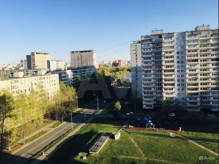 Комната 14 м² в 3-к., 11/14 эт.