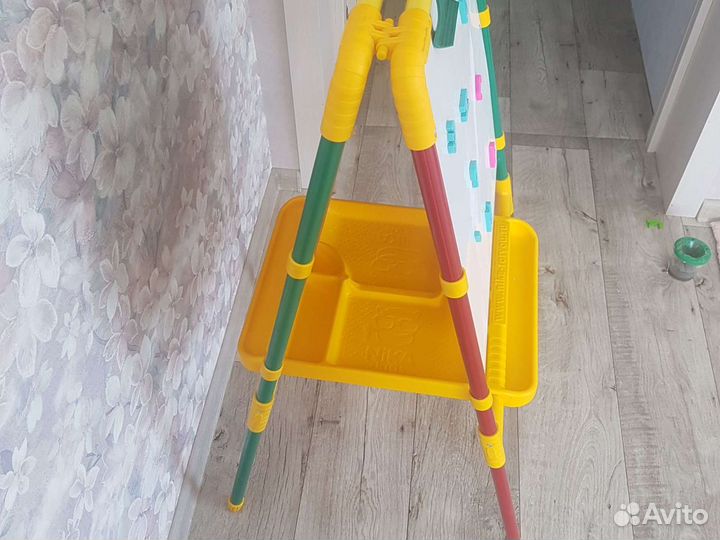 Мольберт детский двухсторонний