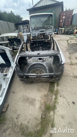 Задняя часть кузова kia rio 3