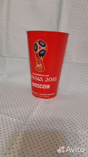 Стакан и игрушки с символом олимпиады 2014 и 2018г