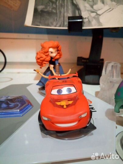 Игры на Х Бокс 360 Disney infinity + диски