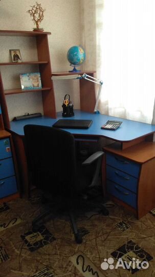 Компьютерный стол