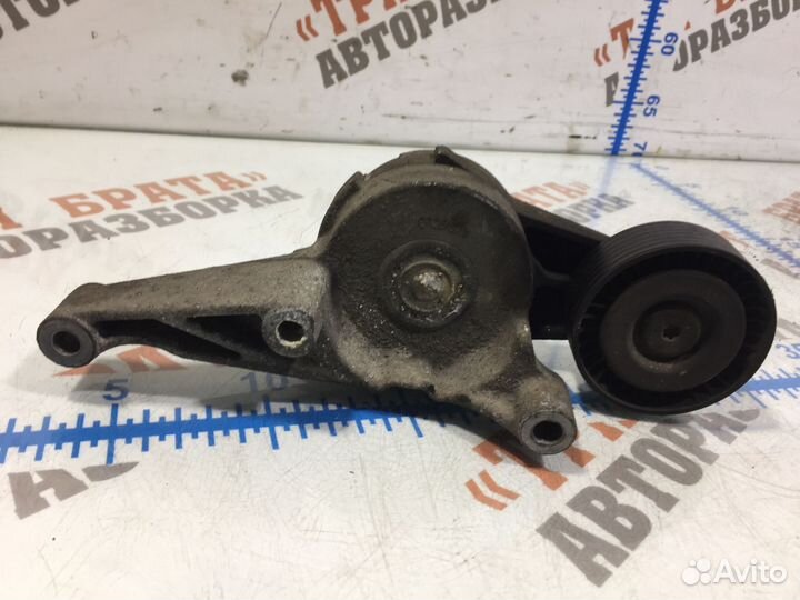 Натяжитель ремня обводного 03G903315C Фольксваген