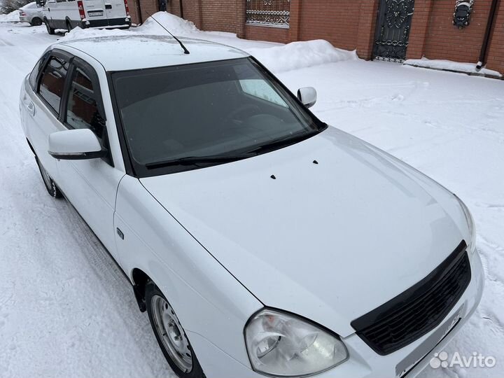 LADA Priora 1.6 МТ, 2012, 180 000 км