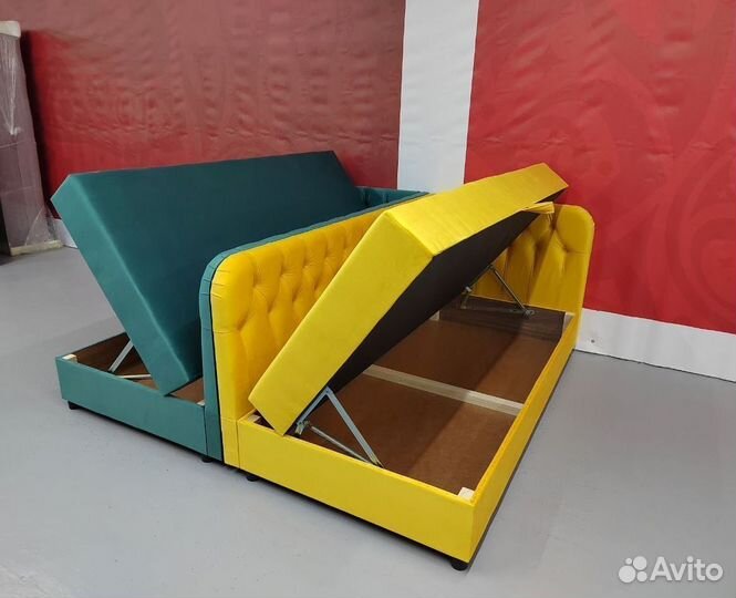 Кровать угловая