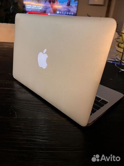 Apple macbook air A1370