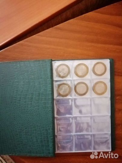 Альбом с бим монетами