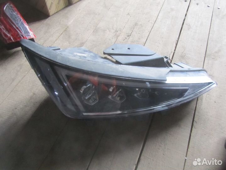 Фара левая правая светодиодная Hyundai Elantra 6
