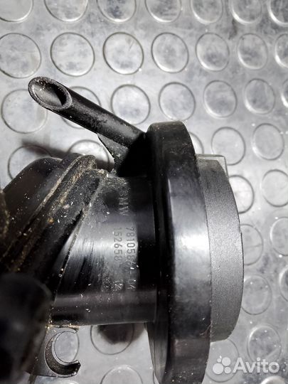 Маслозаливная горловина BMW f10 n47