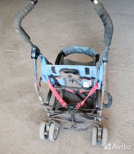 Коляска детская прогулочная Cosatto на ходу