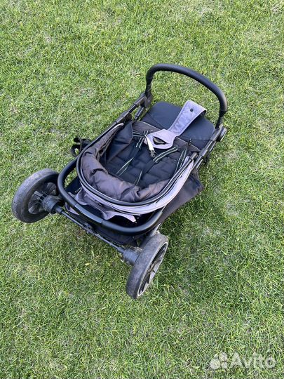 Прогулочная коляска всесезонная
