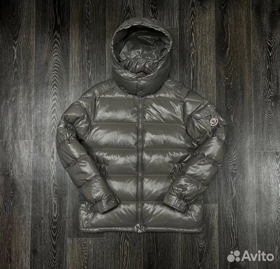 Пуховик Moncler