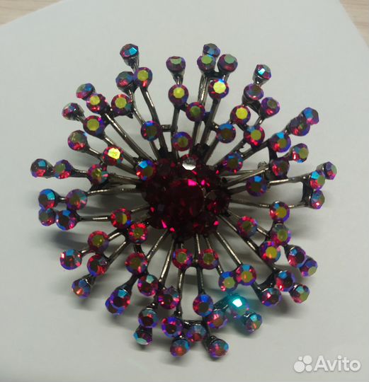 Брошь-кулон