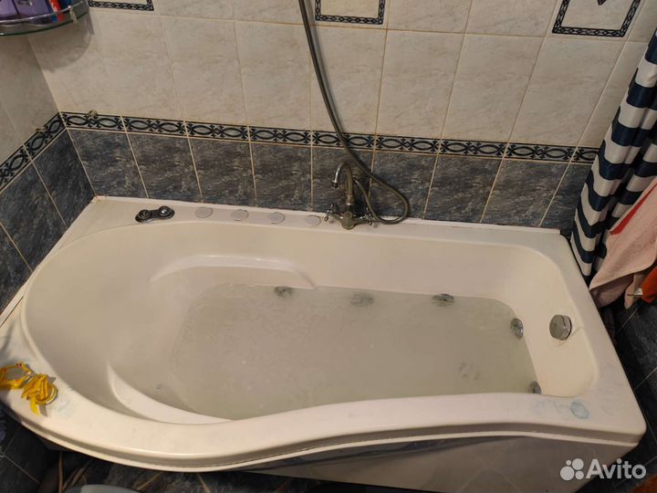 Ванна джакузи бу