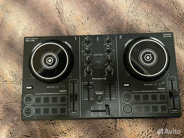DJ контроллер pioneer ddj 200
