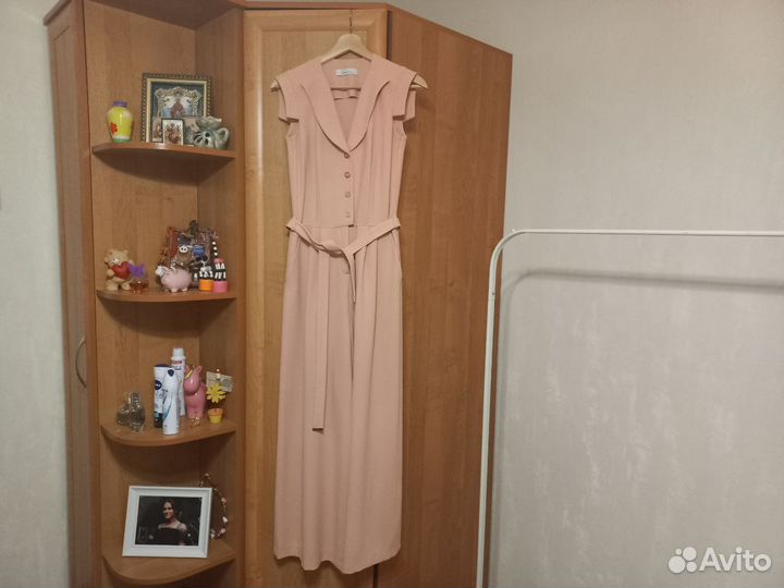 Комбинезон розовый костюмный