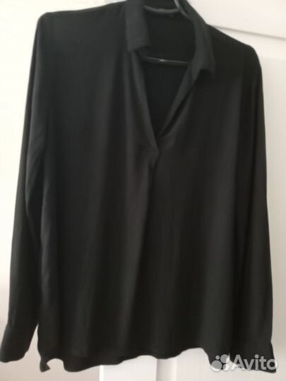 Блузка черная