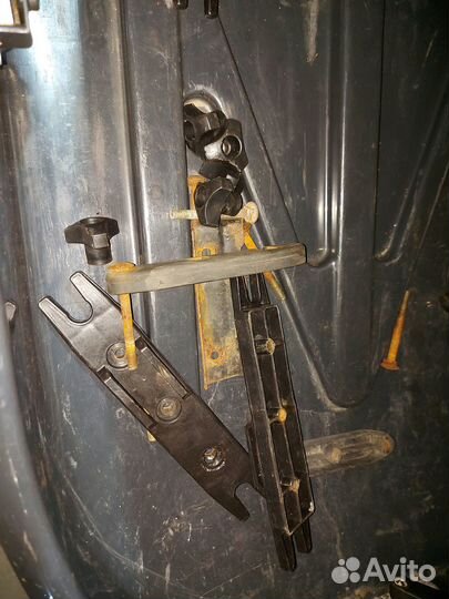 Багажник бокс на крышу thule