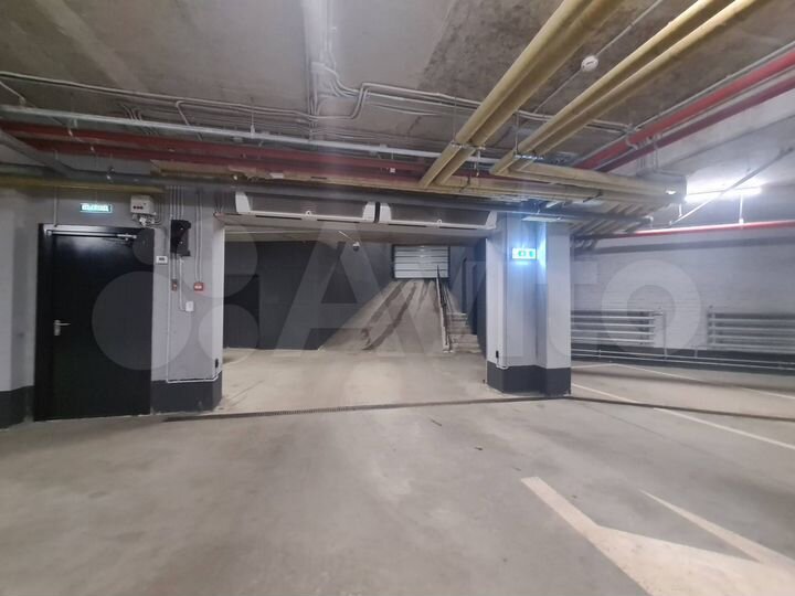 Машиноместо, 14 м²