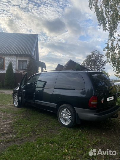 Chrysler Grand Voyager 3.3 AT, 1997, 357 569 км