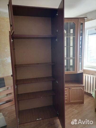 Шкаф сервант