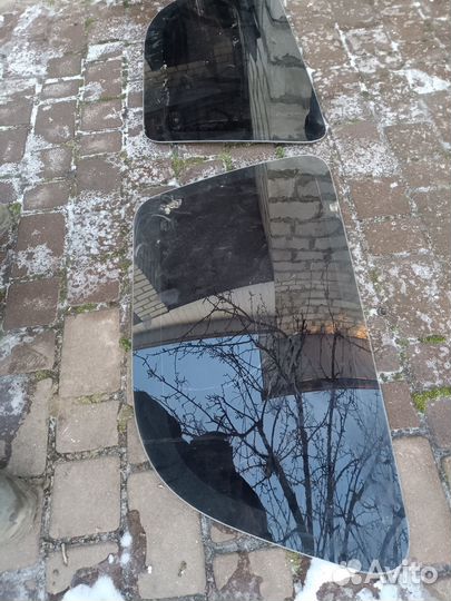 Правое стекло багажника Лада Ларгус