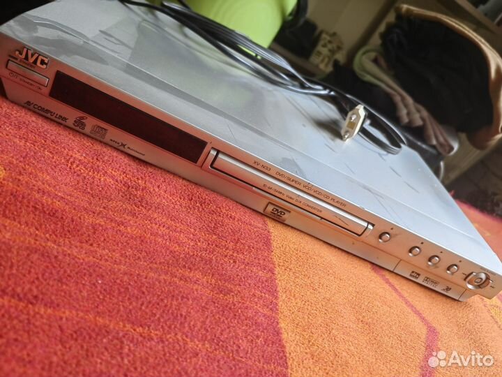 DVD проигрыватель jvc