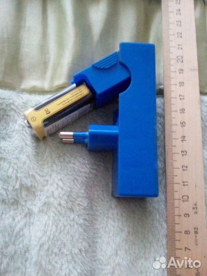 Зарядное устройство Varta для 9V аккумуляторов