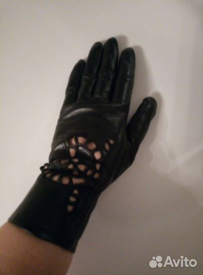 Перчатки женские кожаные новые