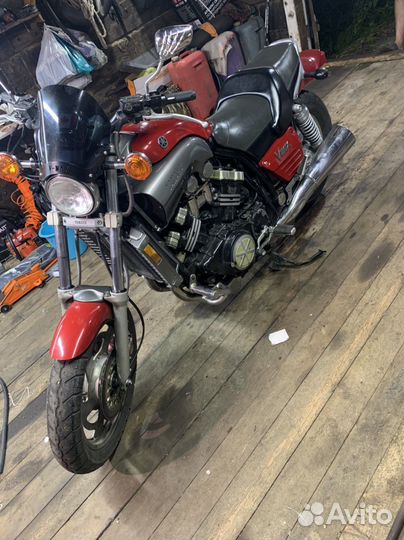 Мотоцикл Yamaha V MAX 1200