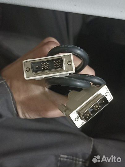 Кабели для подключения монитора