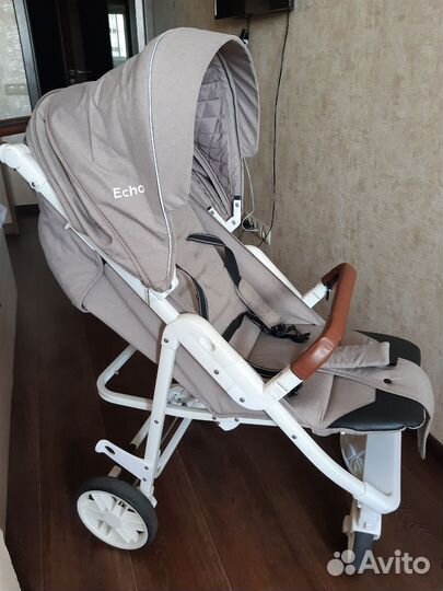 Коляска прогулочная