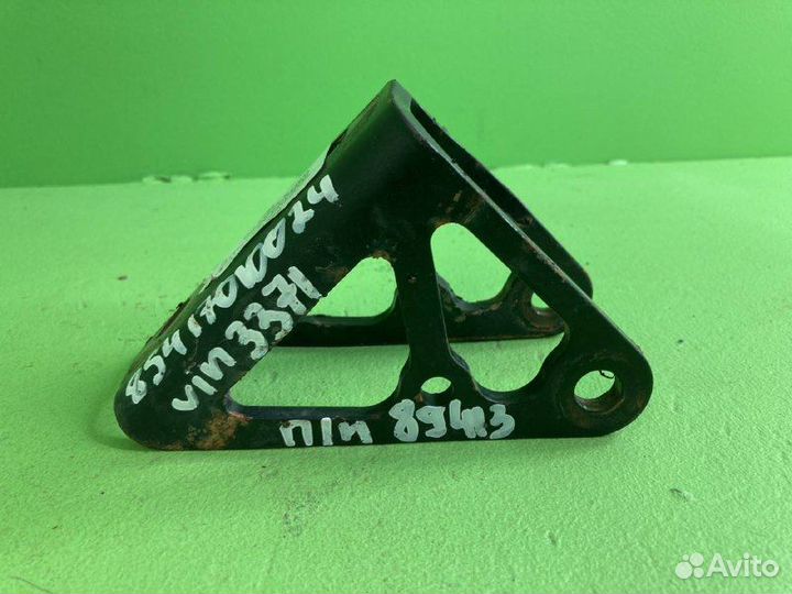 Кронштейн амортизатора MAN TGA