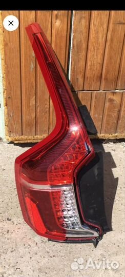 Фонарь задний левый volvo xc90