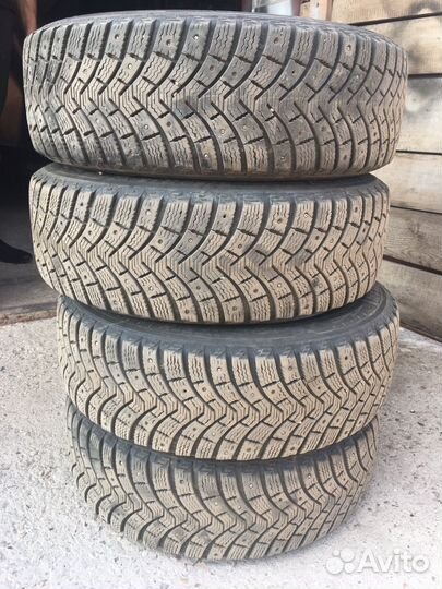 Michelin X-Ice North 195/60 R15