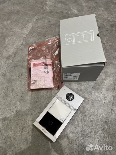 Вызывная панель видеодомофона Hikvision